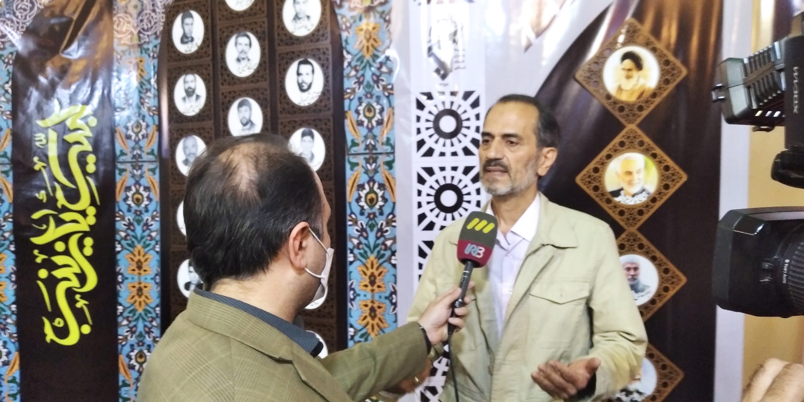 جوان مومن انقلابی نقش آفرین درگذشته بوده و نیاز مبرم آینده کشور است .