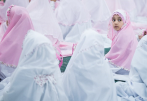 همراهی یک شهید با دختری ۱۵ ساله