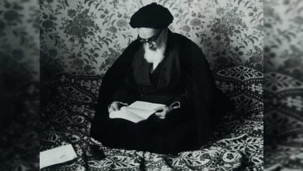 به بهانه فرا رسیدن سالگرد رحلت امام خمینی رحمت الله علیه/پناه تنهایی در روزهای تبعید