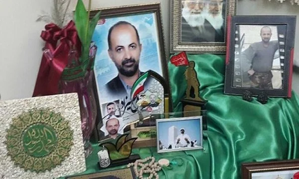 انگشتری که از حاج قاسم سلیمانی به شهید مدافع حرم و پسرش رسید