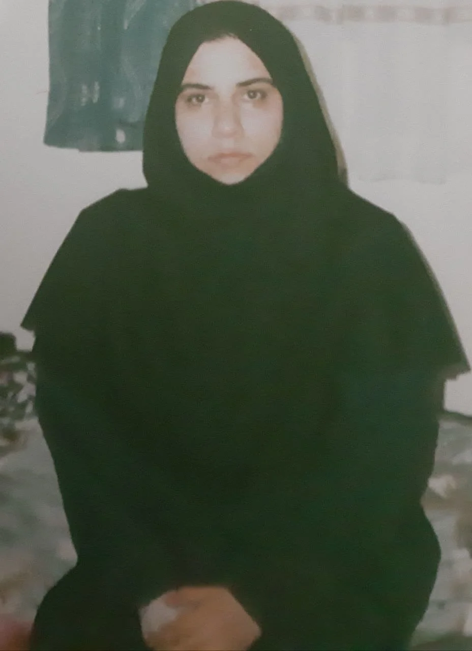 دختری که زندگی را"یک دستی"، به زیبایی ترسیم می کند!