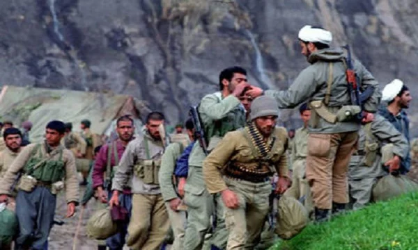 شوخی شهید کریمی در پشت جبهه برای سرکار گذاشتن یک گردان!